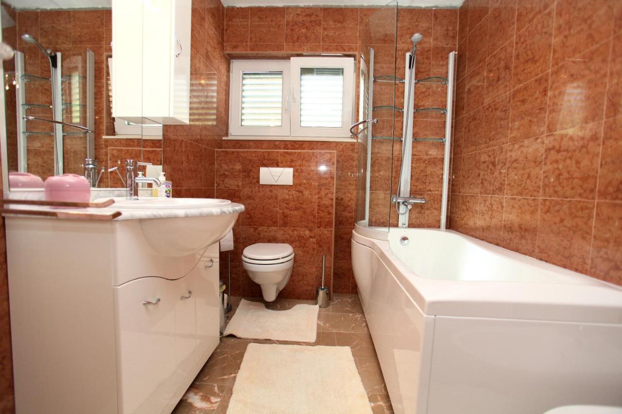 Apartment Udovicic Trogir Eksteriør billede