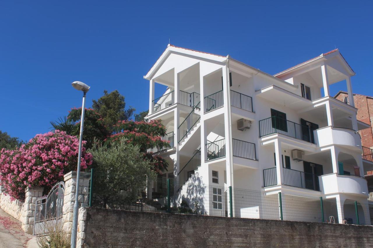 Apartment Udovicic Trogir Eksteriør billede