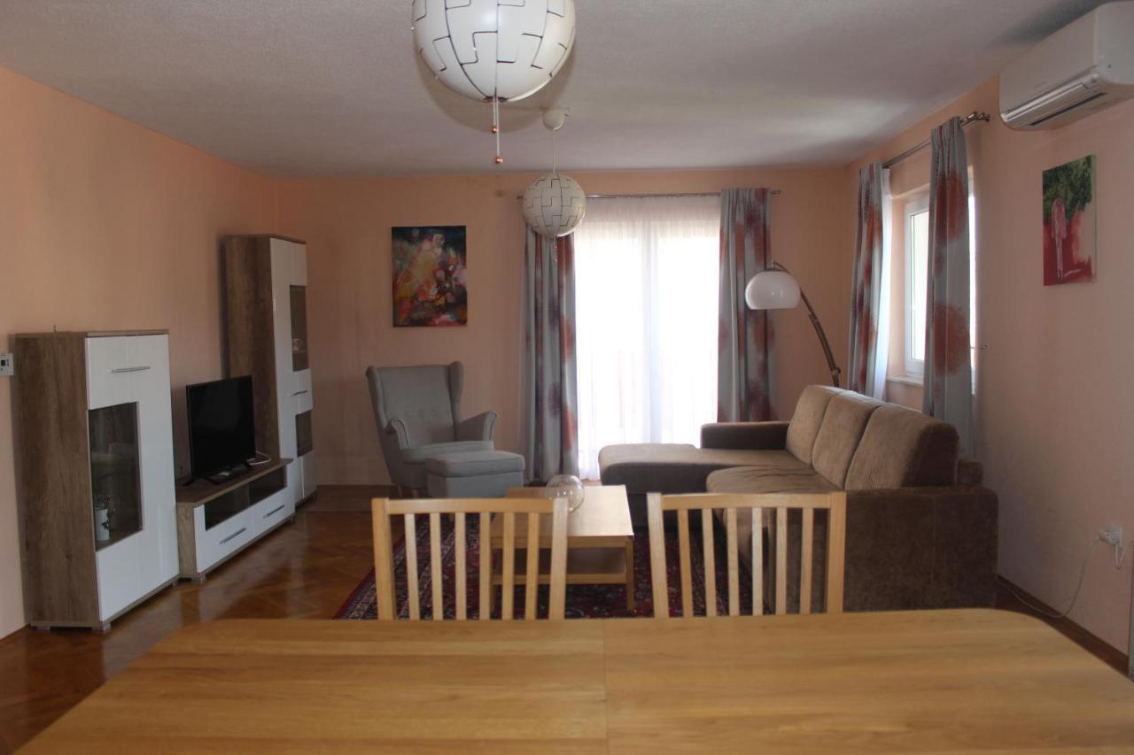 Apartment Udovicic Trogir Eksteriør billede